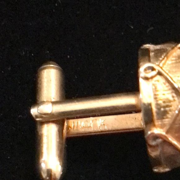 3/$15 ⭐️ Vintage swank cuff links- gold tone. Fun and fancy! Cufflinks (L) - Picture 4 of 5